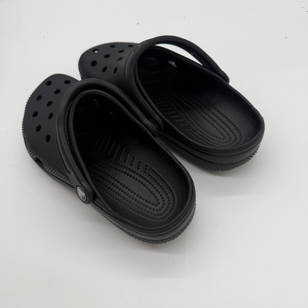 Crocs Classic Clog Black Unisex Mens 6 Womens 8 Slip On Shoes 10001-001